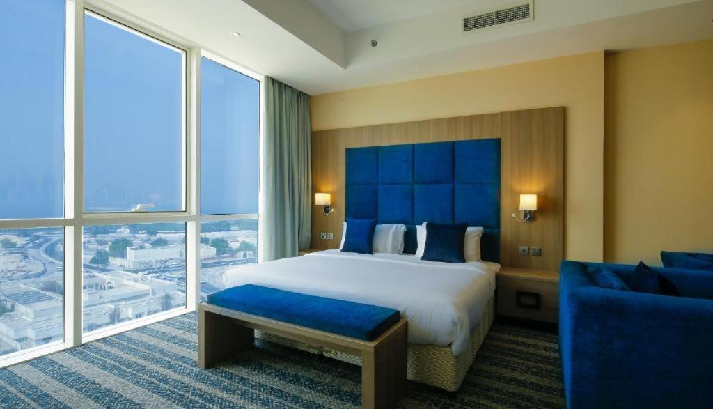 The Castle Premium Hotel Doha Eksteriør billede