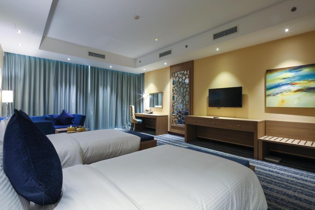 The Castle Premium Hotel Doha Eksteriør billede